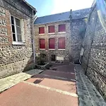 Casa vacanze Nouveau! La P Tite Maison Sur Le Port, Maison De Pêcheurs, Rénovée *